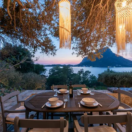 Menori Luxury Suites-villa Athina *