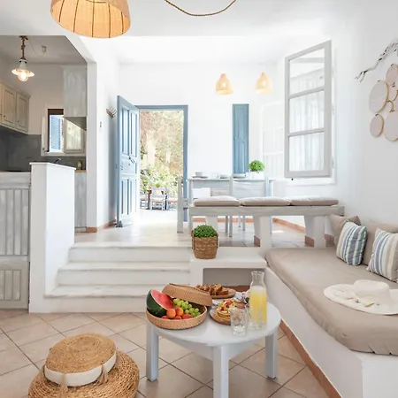 Menori Luxury Suites-villa Athina 아파트