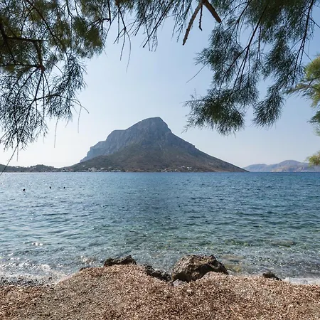 Menori Luxury Suites-villa Athina Masouri