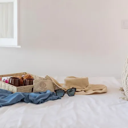 Menori Luxury Suites-villa Athina 아파트